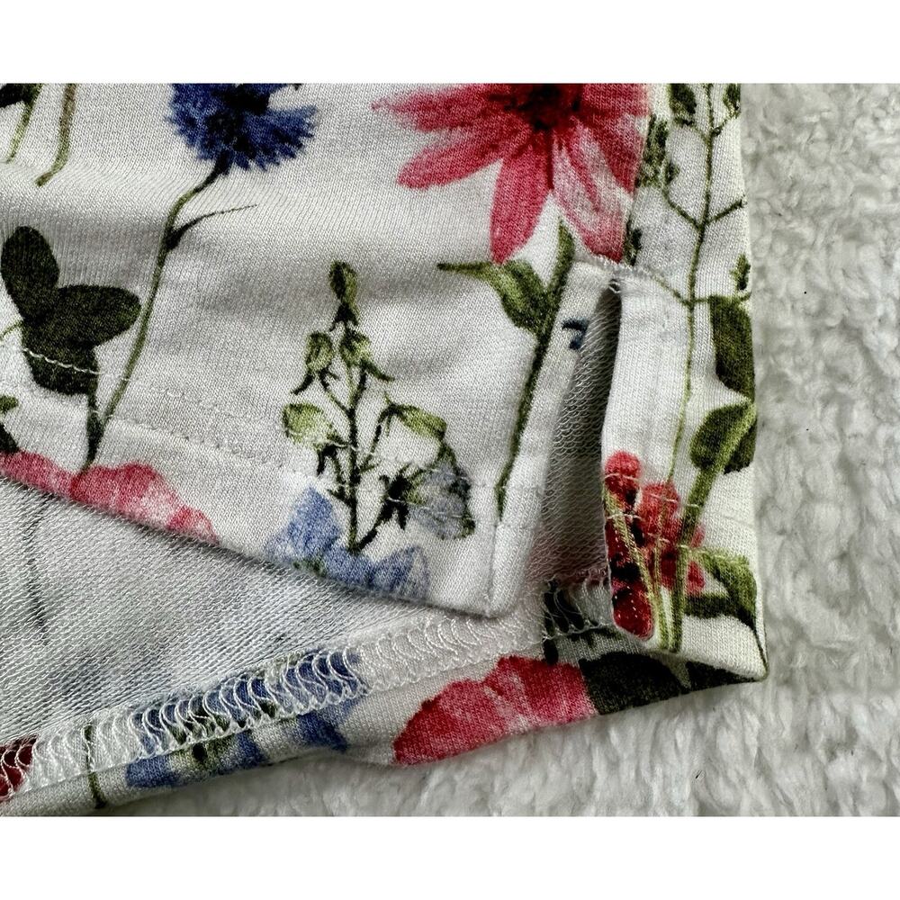 Jamby Jamtee Plus Size 3X Lightweight T-shirt in Bouquet Design - Picture 5 of 6